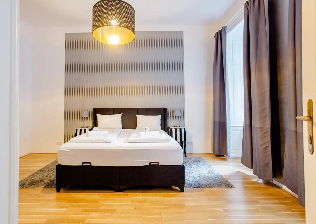 Exclusive Apartment City Center Wenen Buitenkant foto