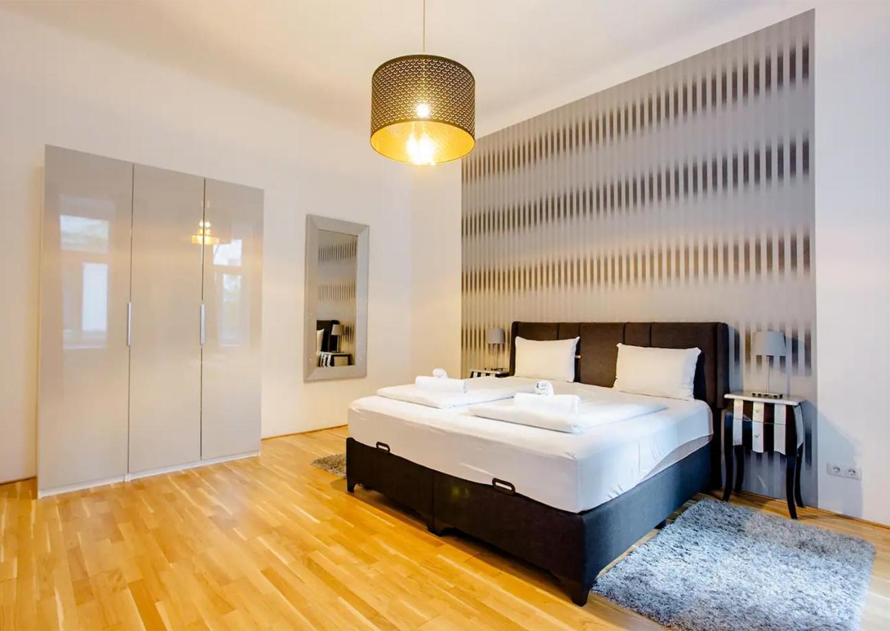 Exclusive Apartment City Center Wenen Buitenkant foto